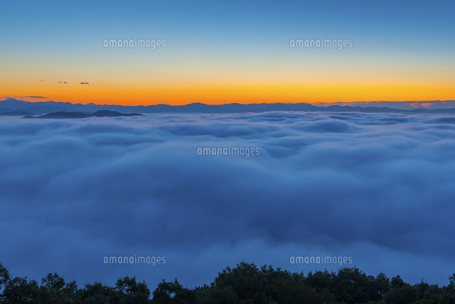 朝の高谷山よりの雲海
(c)YOSHITSUGU NISHIGAKI/SEBUN PHOTO