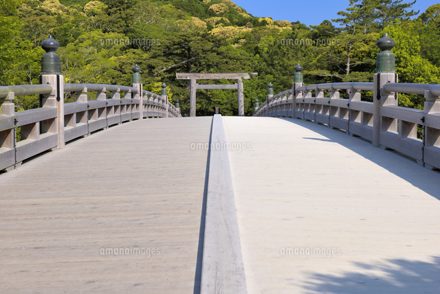 伊勢神宮内宮の宇治橋
(c)YOSHITSUGU NISHIGAKI/SEBUN PHOTO