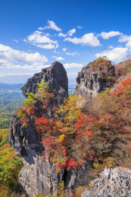 紅葉の霊山
(c)YOSHITSUGU NISHIGAKI/SEBUN PHOTO