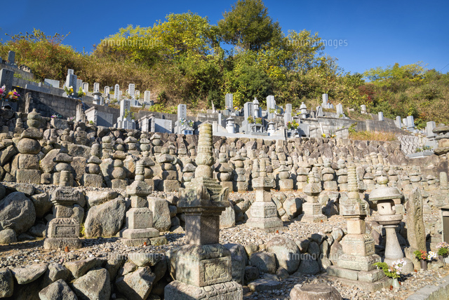 村上水軍の墓 金蓮寺
(c)YOSHITSUGU NISHIGAKI/SEBUN PHOTO