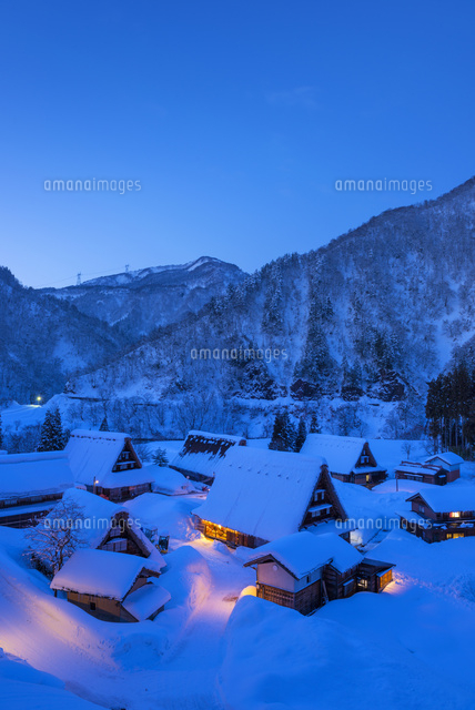 五箇山菅沼合掌集落夜景
(c)YOSHITSUGU NISHIGAKI/SEBUN PHOTO