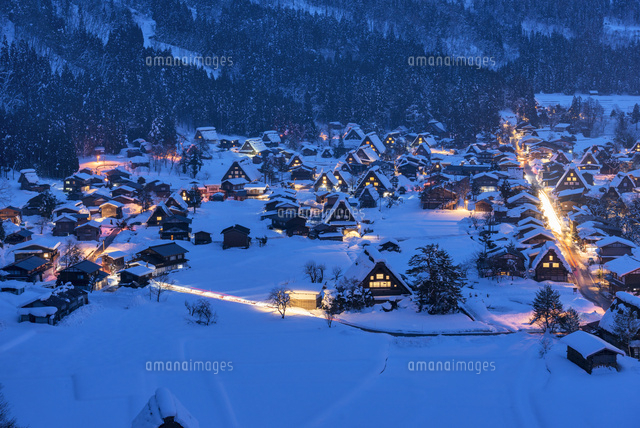 白川郷合掌集落夜景
(c)YOSHITSUGU NISHIGAKI/SEBUN PHOTO