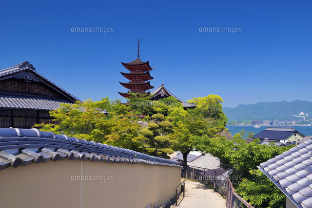 五重塔と千畳閣 宮島
(c)YOSHITSUGU NISHIGAKI/SEBUN PHOTO