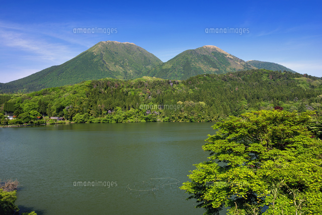浮布池と三瓶山
(c)YOSHITSUGU NISHIGAKI/SEBUN PHOTO