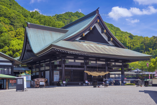 最上稲荷 本殿
(c)YOSHITSUGU NISHIGAKI/SEBUN PHOTO