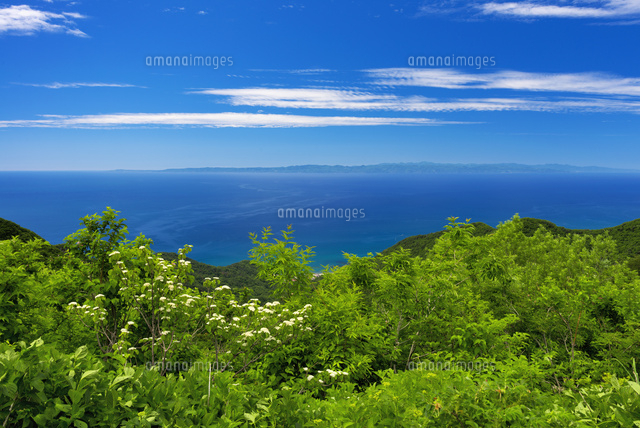 弥彦山より佐渡島
(c)YOSHITSUGU NISHIGAKI/SEBUN PHOTO
