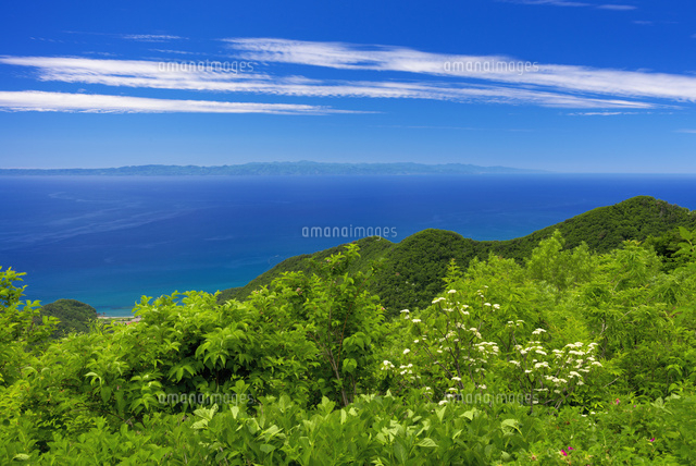 弥彦山より佐渡島
(c)YOSHITSUGU NISHIGAKI/SEBUN PHOTO