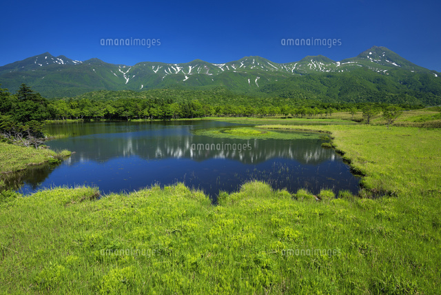 知床五湖と知床連山
(c)YOSHITSUGU NISHIGAKI/SEBUN PHOTO
