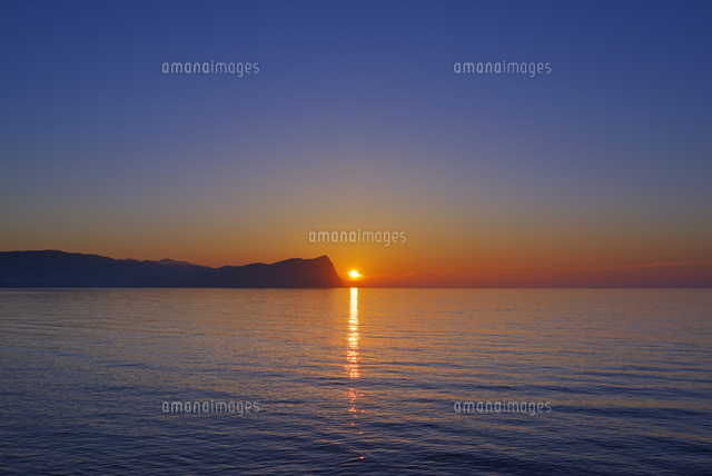 シリパ岬と夕日
(c)YOSHITSUGU NISHIGAKI/SEBUN PHOTO