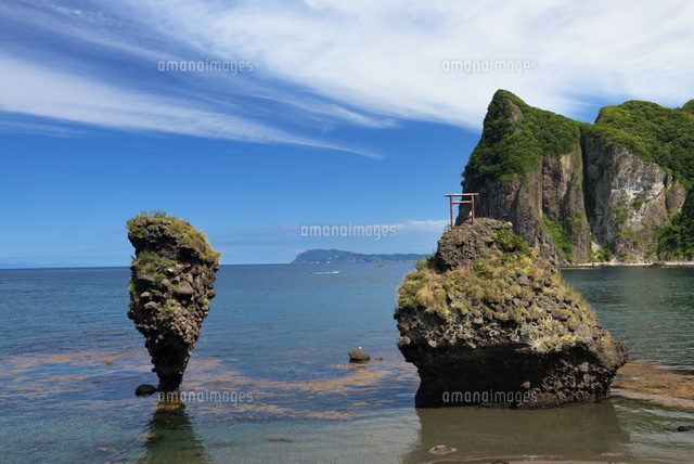 えびす岩と大黒岩
(c)YOSHITSUGU NISHIGAKI/SEBUN PHOTO
