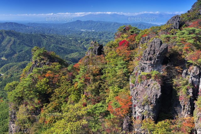 紅葉の霊山
(c)YOSHITSUGU NISHIGAKI/SEBUN PHOTO