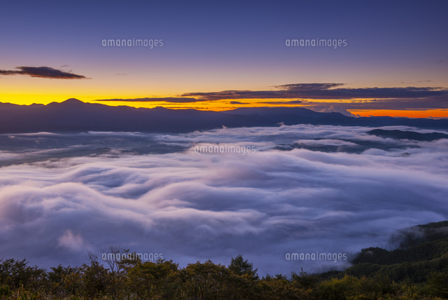 高清水山より遠野盆地の雲海
(c)YOSHITSUGU NISHIGAKI/SEBUN PHOTO