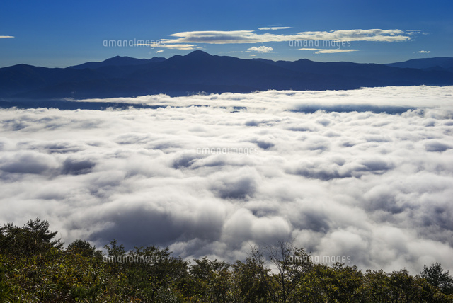 高清水山より遠野盆地の雲海
(c)YOSHITSUGU NISHIGAKI/SEBUN PHOTO