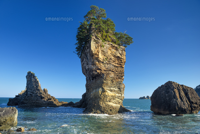 三王岩
(c)YOSHITSUGU NISHIGAKI/SEBUN PHOTO