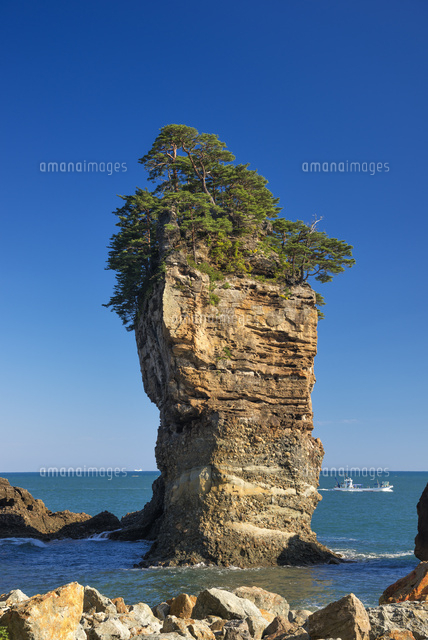 三王岩
(c)YOSHITSUGU NISHIGAKI/SEBUN PHOTO