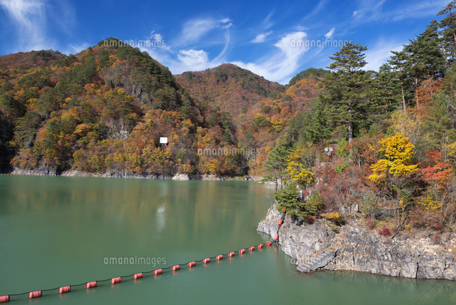 秋の川俣湖
(c)YOSHITSUGU NISHIGAKI/SEBUN PHOTO