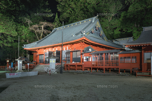日光二荒山神社のライトアップ
(c)YOSHITSUGU NISHIGAKI/SEBUN PHOTO