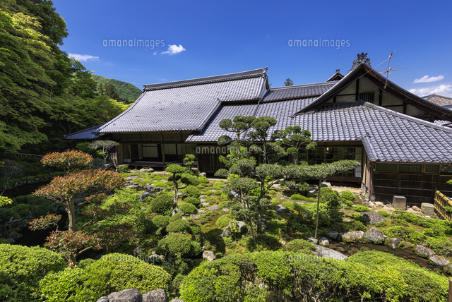 当麻寺
(c)YOSHITSUGU NISHIGAKI/SEBUN PHOTO