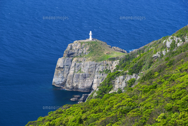 大瀬崎断崖と大瀬崎灯台
(c)YOSHITSUGU NISHIGAKI/SEBUN PHOTO