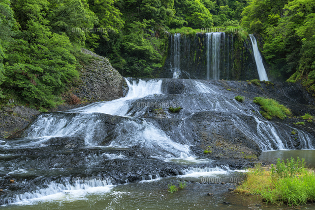 竜門の滝
(c)YOSHITSUGU NISHIGAKI/SEBUN PHOTO