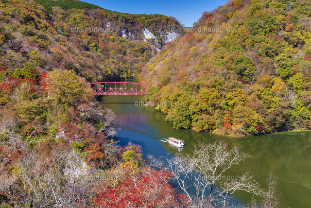 秋の帝釈峡
(c)YOSHITSUGU NISHIGAKI/SEBUN PHOTO