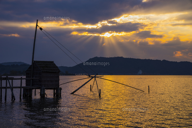 東郷湖夕景
(c)YOSHITSUGU NISHIGAKI/SEBUN PHOTO