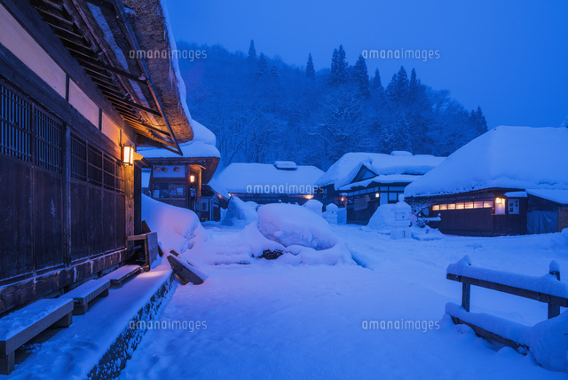雪の大内宿夜景
(c)YOSHITSUGU NISHIGAKI/SEBUN PHOTO