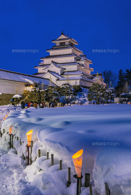 雪の鶴ヶ城夜景
(c)YOSHITSUGU NISHIGAKI/SEBUN PHOTO