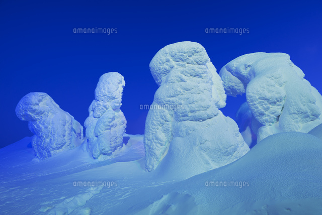 蔵王の樹氷ライトアップ
(c)YOSHITSUGU NISHIGAKI/SEBUN PHOTO