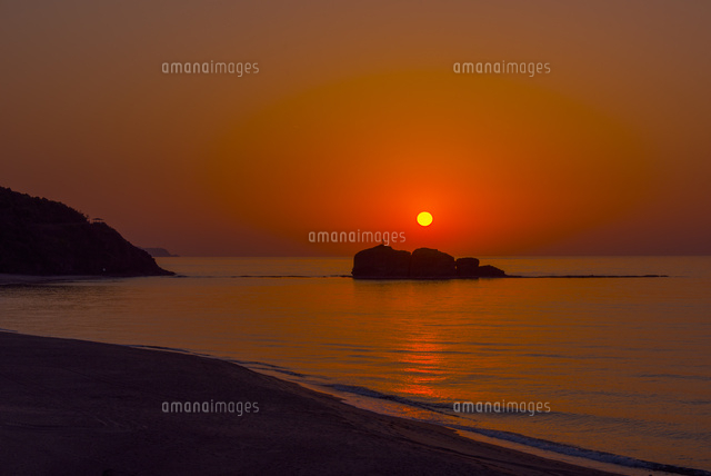 白兎海岸と夕日
(c)YOSHITSUGU NISHIGAKI/SEBUN PHOTO
