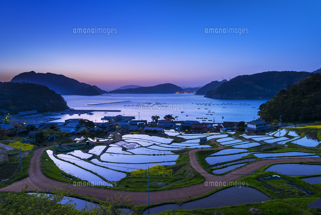 朝の日引の棚田
(c)YOSHITSUGU NISHIGAKI/SEBUN PHOTO