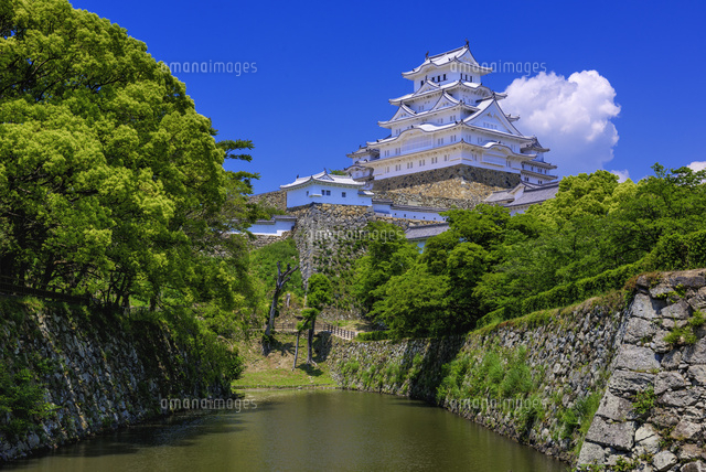 姫路城
(c)YOSHITSUGU NISHIGAKI/SEBUN PHOTO