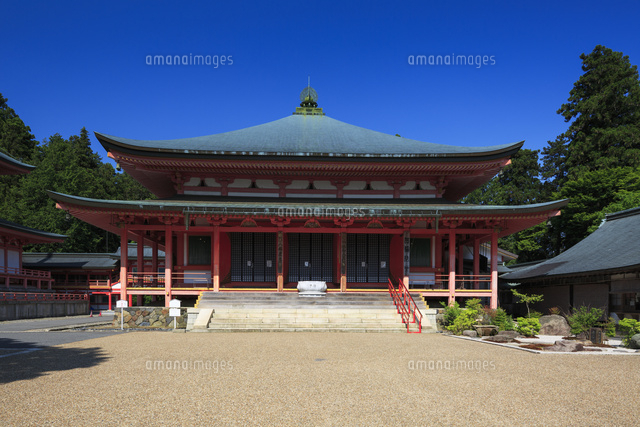 比叡山延暦寺
(c)YOSHITSUGU NISHIGAKI/SEBUN PHOTO