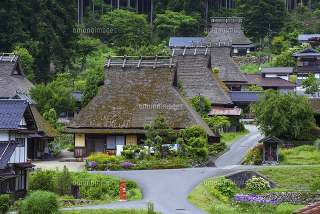 かやぶきの里
(c)YOSHITSUGU NISHIGAKI/SEBUN PHOTO