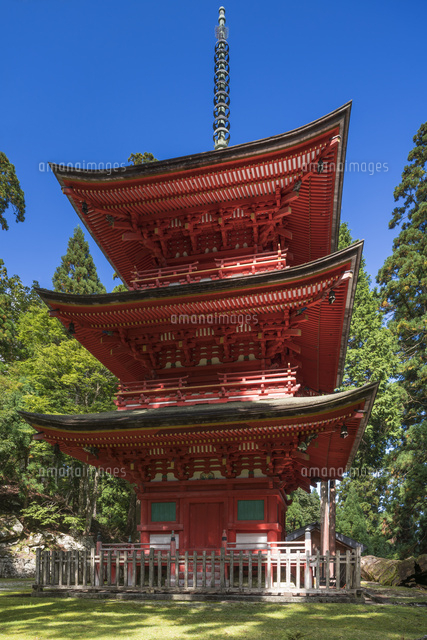 名草神社三重塔
(c)YOSHITSUGU NISHIGAKI/SEBUN PHOTO