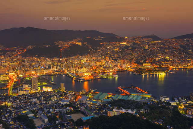 稲佐山より長崎市街夜景
(c)YOSHITSUGU NISHIGAKI/SEBUN PHOTO