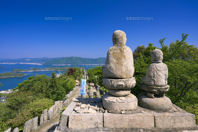 白滝山五百羅漢と瀬戸内海
(c)YOSHITSUGU NISHIGAKI/SEBUN PHOTO