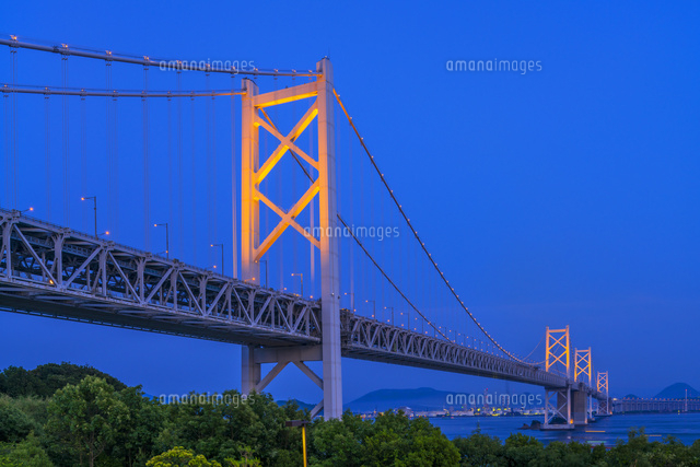 瀬戸大橋夜景
(c)YOSHITSUGU NISHIGAKI/SEBUN PHOTO