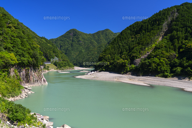 熊野川
(c)YOSHITSUGU NISHIGAKI/SEBUN PHOTO
