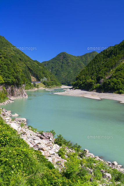 熊野川
(c)YOSHITSUGU NISHIGAKI/SEBUN PHOTO