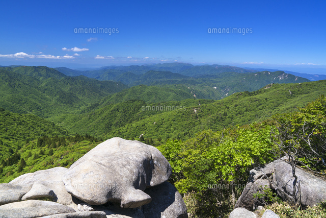 御在所岳山頂より鈴鹿山脈
(c)YOSHITSUGU NISHIGAKI/SEBUN PHOTO