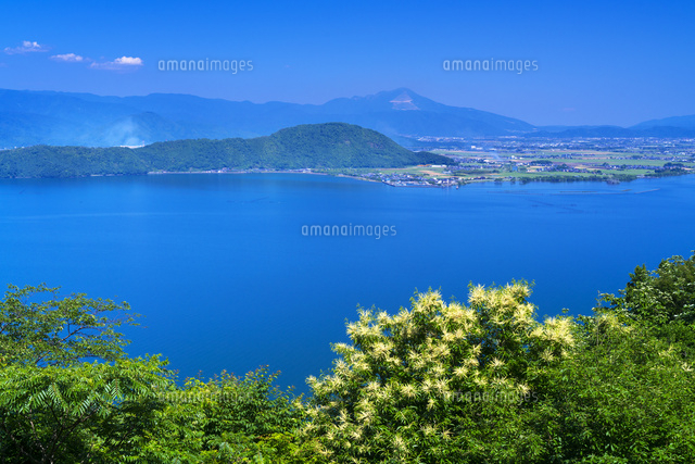 奥琵琶湖より琵琶湖と伊吹山
(c)YOSHITSUGU NISHIGAKI/SEBUN PHOTO