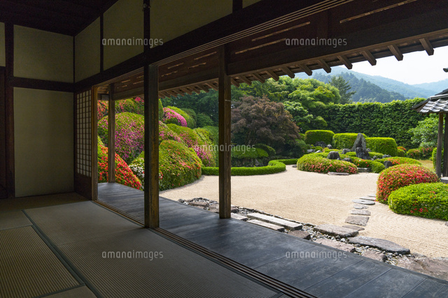 サツキ咲く頼久寺
(c)YOSHITSUGU NISHIGAKI/SEBUN PHOTO