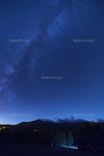 乗鞍岳と星空
(c)YOSHITSUGU NISHIGAKI/SEBUN PHOTO