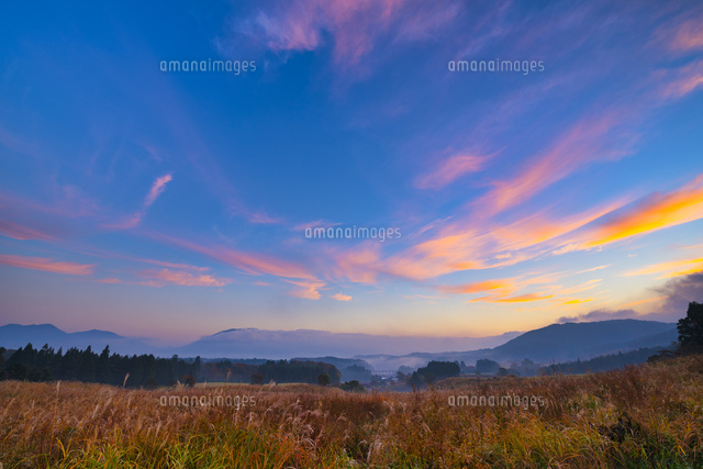朝の蒜山高原
(c)YOSHITSUGU NISHIGAKI/SEBUN PHOTO