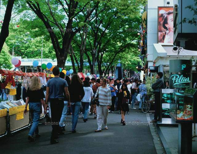 ゴールデンウィークの表参道 東京都
(c)IKUO NONAKA/SEBUN PHOTO