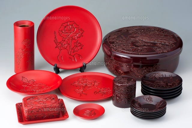 木彫堆朱
(c)NIIGATA PHOTO LIBRARY/SEBUN PHOTO