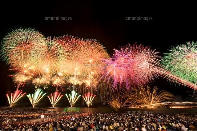 ぎおん柏崎まつりの花火
(c)NIIGATA PHOTO LIBRARY/SEBUN PHOTO
