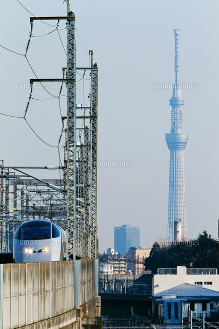東京スカイツリーと新幹線
(c)NIIGATA PHOTO LIBRARY/SEBUN PHOTO