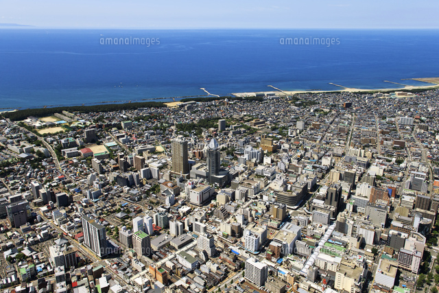 新潟市中心部の空撮
(c)NIIGATA PHOTO LIBRARY/SEBUN PHOTO